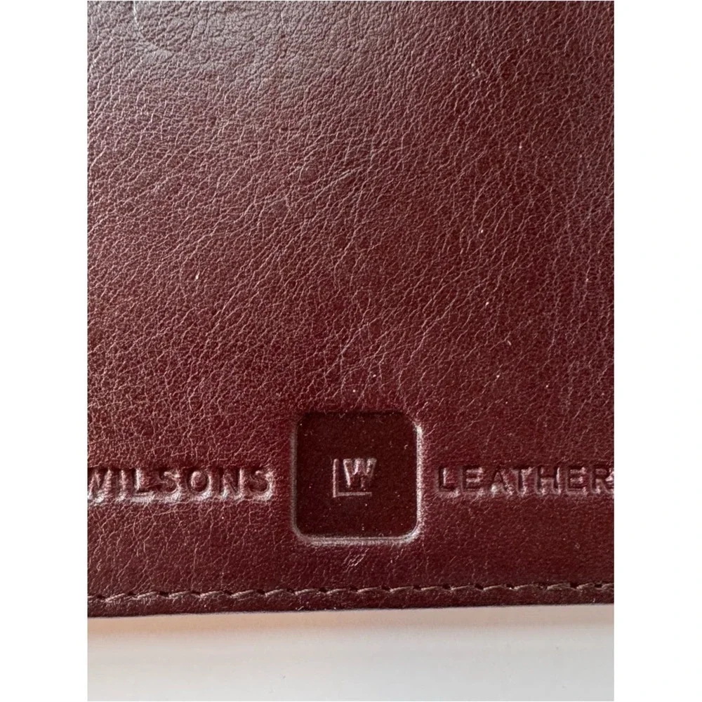 Wilsons Folio Leather Dark Brown Case 6.25